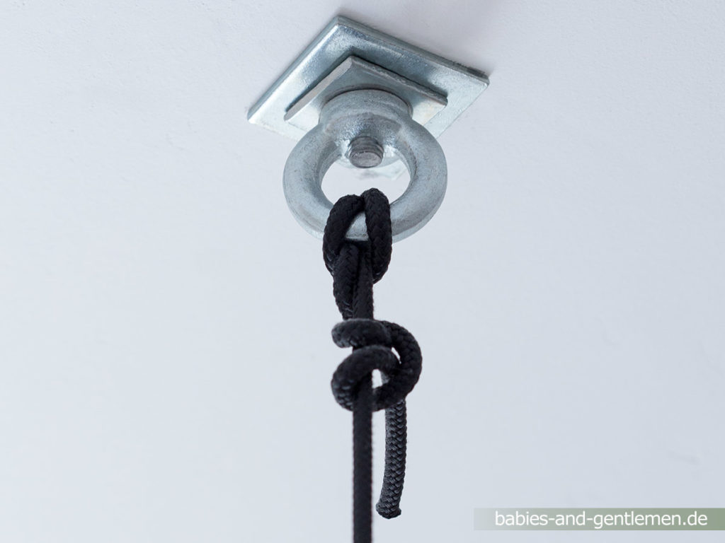 Indoor Schaukel: Wie man eine Schaukel für drinnen aufhängt